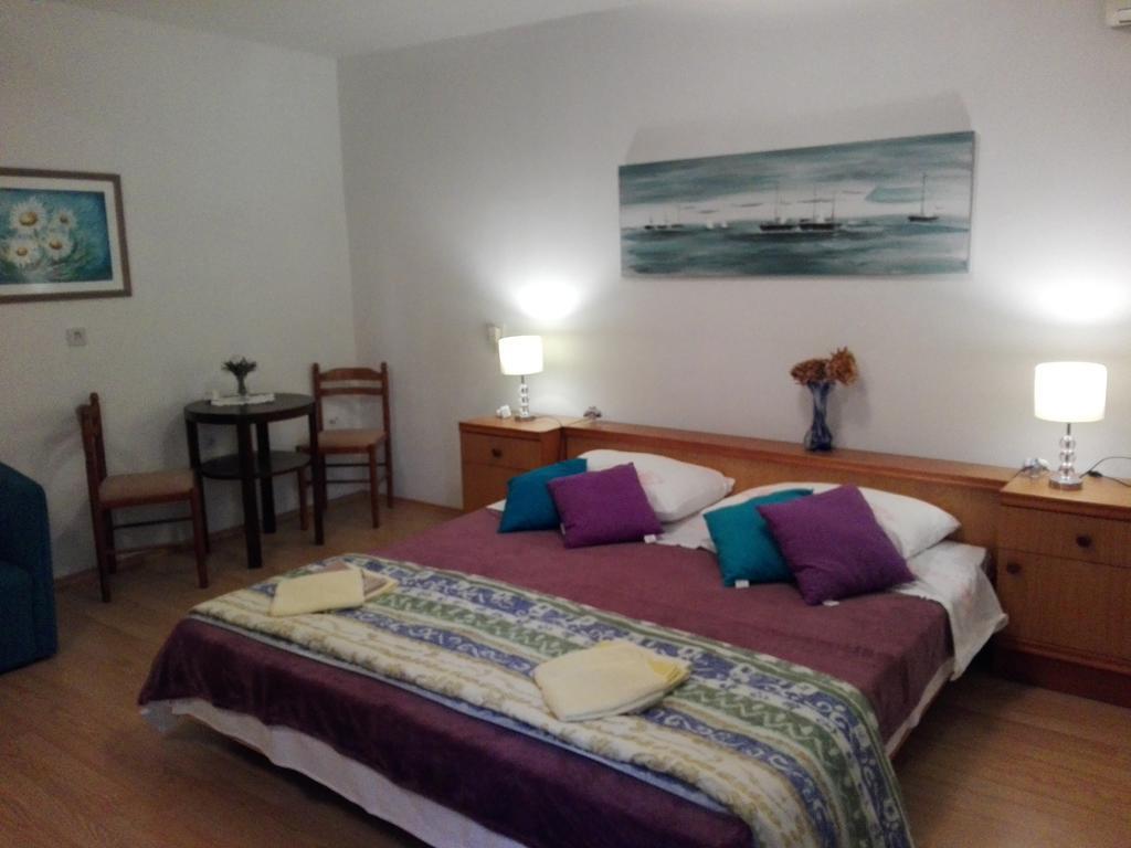 Apartman Drazin Kaštela Zewnętrze zdjęcie