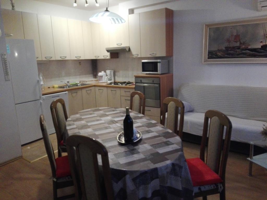 Apartman Drazin Kaštela Zewnętrze zdjęcie