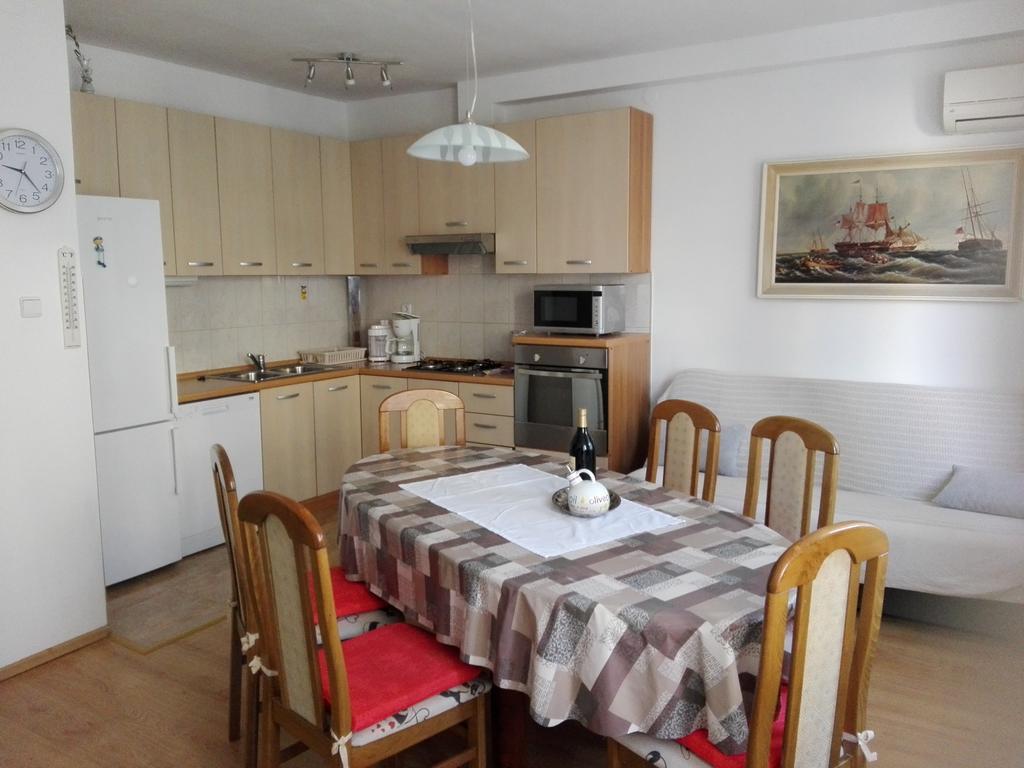Apartman Drazin Kaštela Zewnętrze zdjęcie