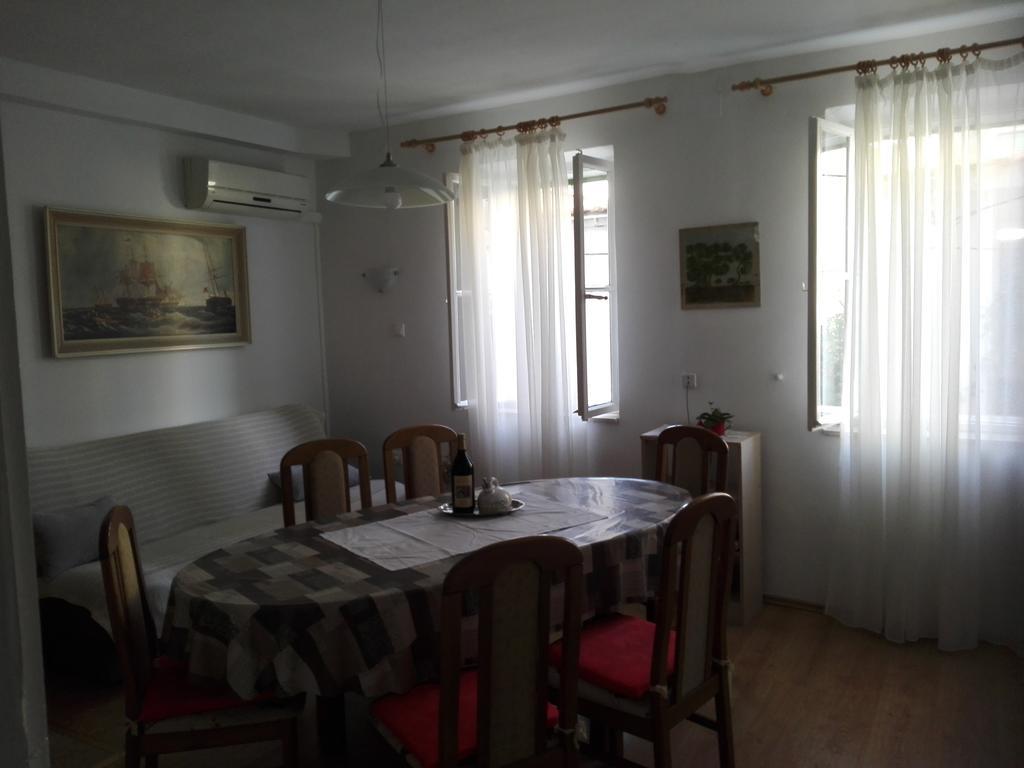 Apartman Drazin Kaštela Zewnętrze zdjęcie