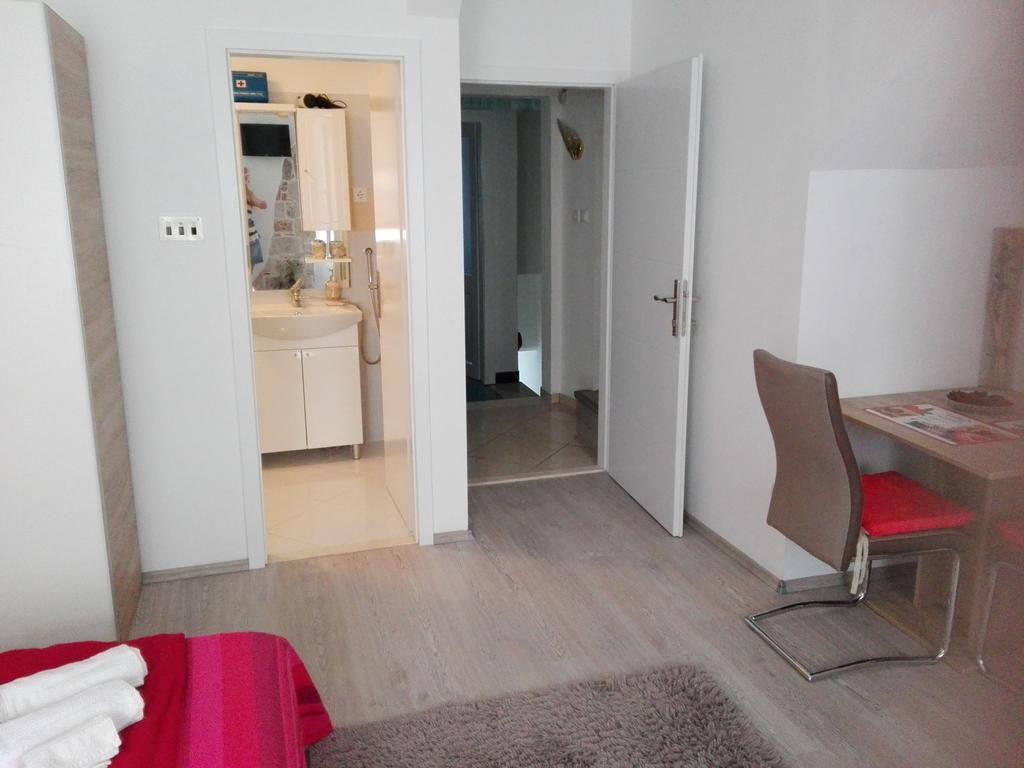 Apartman Drazin Kaštela Zewnętrze zdjęcie
